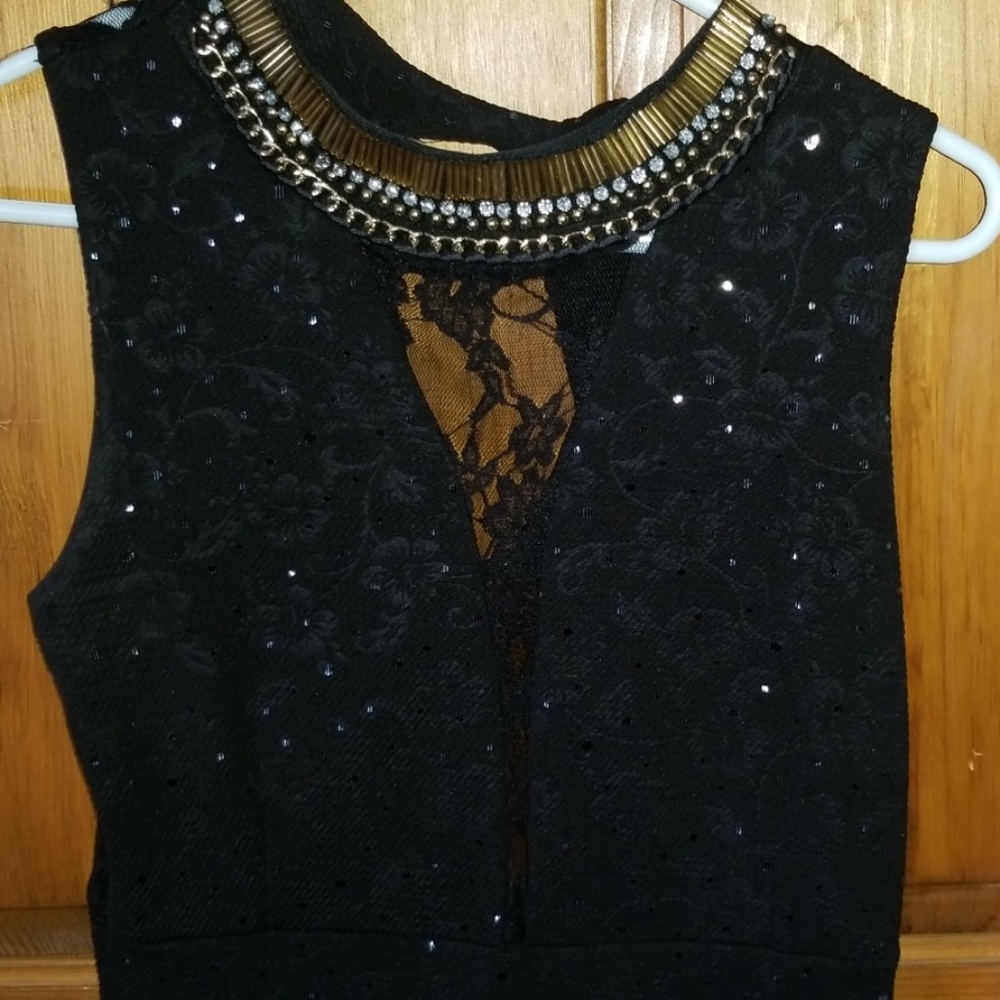 Dress - Picture 2 of 3